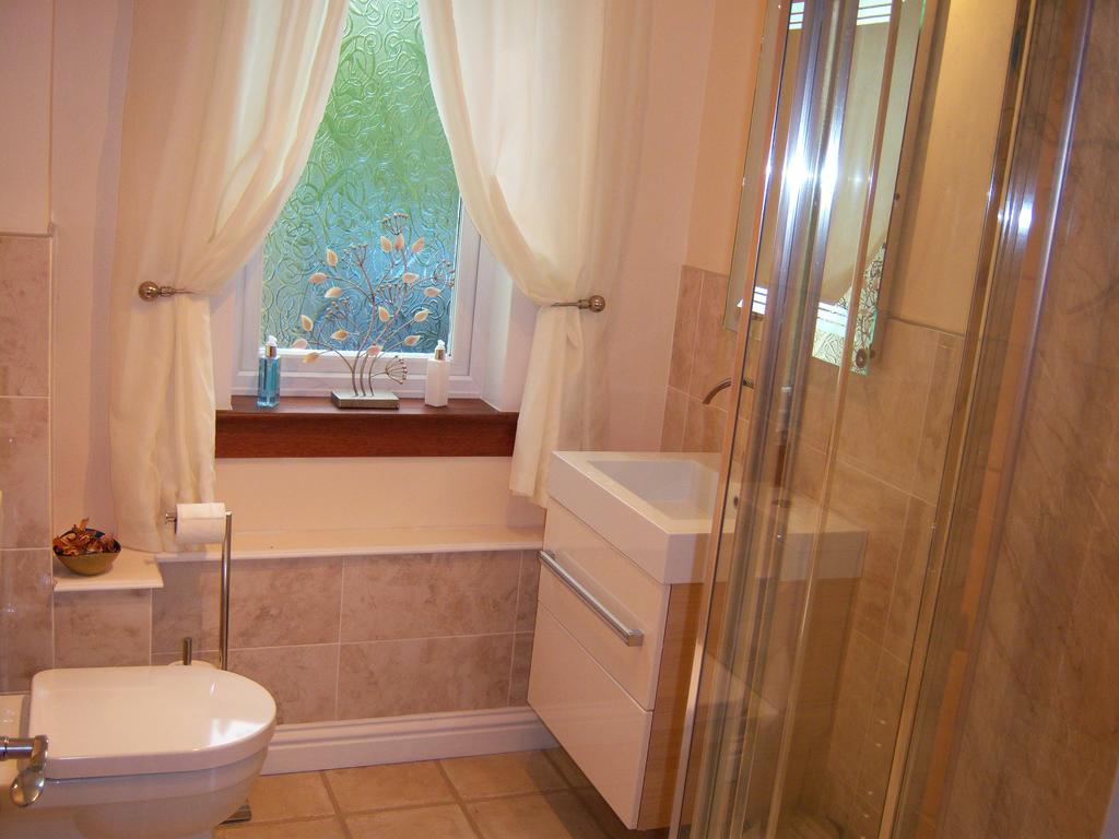 Forest View Guest House 킨로클래븐 외부 사진